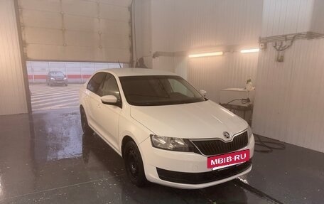 Skoda Rapid I, 2018 год, 980 000 рублей, 4 фотография