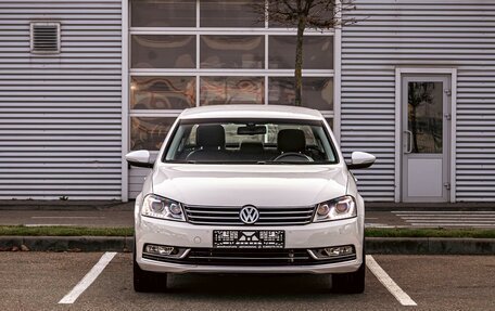 Volkswagen Passat B7, 2012 год, 1 095 000 рублей, 2 фотография