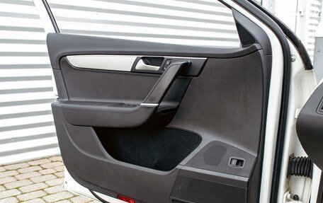 Volkswagen Passat B7, 2012 год, 1 095 000 рублей, 12 фотография