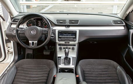 Volkswagen Passat B7, 2012 год, 1 095 000 рублей, 16 фотография