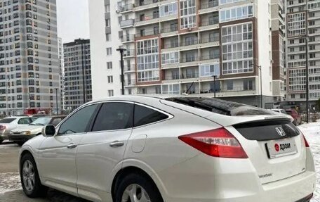 Honda Crosstour I рестайлинг, 2011 год, 2 200 000 рублей, 5 фотография