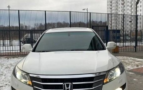 Honda Crosstour I рестайлинг, 2011 год, 2 200 000 рублей, 1 фотография