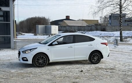 Hyundai Solaris II рестайлинг, 2017 год, 1 090 000 рублей, 2 фотография
