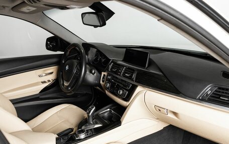 BMW 3 серия, 2018 год, 2 190 000 рублей, 4 фотография