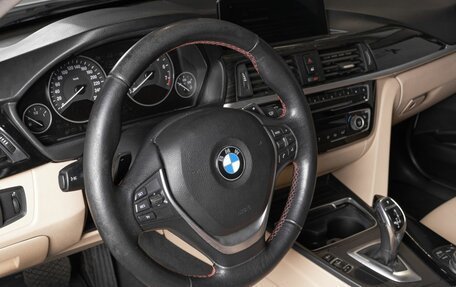 BMW 3 серия, 2018 год, 2 190 000 рублей, 3 фотография