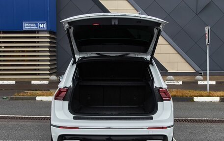 Volkswagen Tiguan II, 2018 год, 3 346 000 рублей, 19 фотография