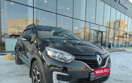 Renault Kaptur I рестайлинг, 2019 год, 1 893 000 рублей, 3 фотография