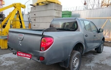 Mitsubishi L200 IV рестайлинг, 2014 год, 980 000 рублей, 3 фотография