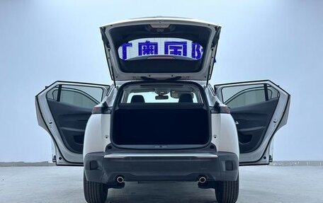 Peugeot 2008 II, 2022 год, 1 250 000 рублей, 5 фотография