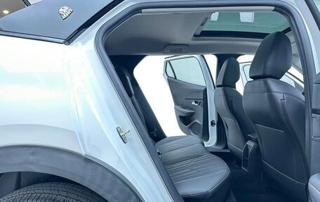 Peugeot 2008 II, 2022 год, 1 250 000 рублей, 15 фотография