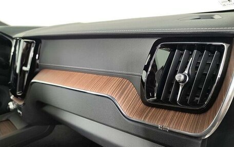 Volvo XC60 II, 2025 год, 6 900 000 рублей, 21 фотография