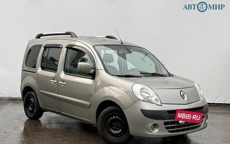 Renault Kangoo II рестайлинг, 2011 год, 650 800 рублей, 3 фотография