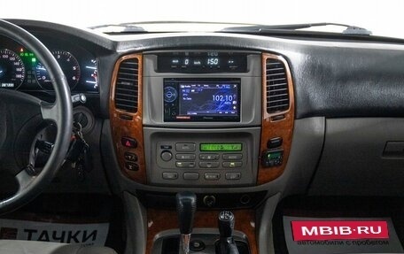 Toyota Land Cruiser 100 рестайлинг 2, 2005 год, 2 422 000 рублей, 11 фотография