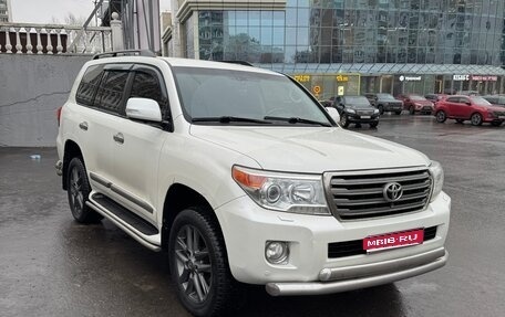 Toyota Land Cruiser 200, 2013 год, 3 950 000 рублей, 1 фотография