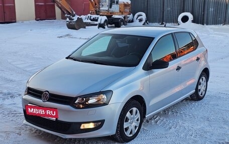 Volkswagen Polo VI (EU Market), 2010 год, 630 000 рублей, 2 фотография