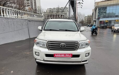 Toyota Land Cruiser 200, 2013 год, 3 950 000 рублей, 2 фотография