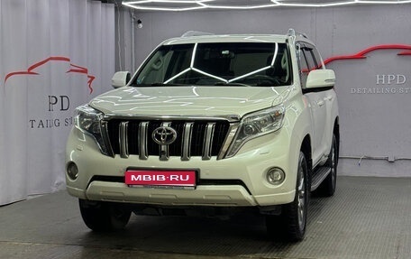 Toyota Land Cruiser Prado 150 рестайлинг 2, 2015 год, 3 570 000 рублей, 1 фотография