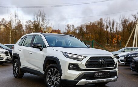 Toyota RAV4, 2025 год, 4 130 000 рублей, 3 фотография