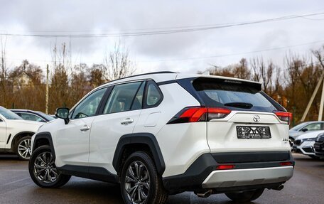 Toyota RAV4, 2025 год, 4 130 000 рублей, 4 фотография