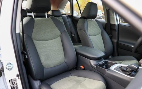 Toyota RAV4, 2025 год, 4 130 000 рублей, 18 фотография