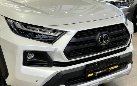 Toyota RAV4, 2025 год, 3 990 000 рублей, 4 фотография