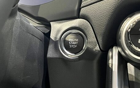 Toyota RAV4, 2025 год, 3 990 000 рублей, 21 фотография