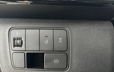 Hyundai Staria, 2023 год, 6 000 000 рублей, 20 фотография