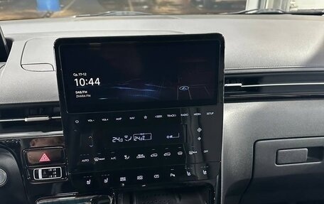 Hyundai Staria, 2023 год, 6 000 000 рублей, 11 фотография