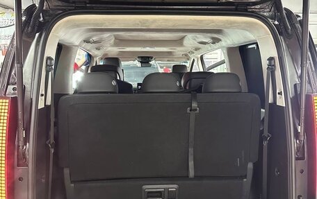 Hyundai Staria, 2023 год, 6 000 000 рублей, 36 фотография