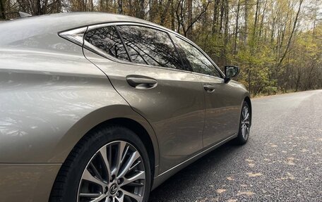 Lexus ES VII, 2020 год, 3 400 000 рублей, 12 фотография