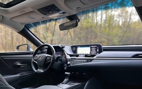 Lexus ES VII, 2020 год, 3 400 000 рублей, 22 фотография