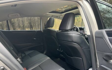 Lexus ES VII, 2020 год, 3 400 000 рублей, 29 фотография