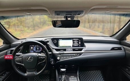 Lexus ES VII, 2020 год, 3 400 000 рублей, 21 фотография