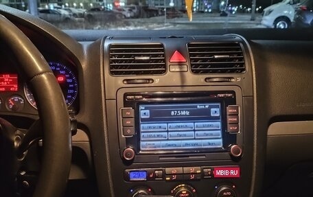 Volkswagen Jetta VI, 2006 год, 420 000 рублей, 14 фотография