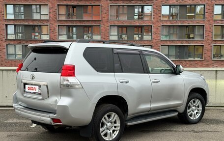 Toyota Land Cruiser Prado 150 рестайлинг 2, 2010 год, 1 900 000 рублей, 8 фотография