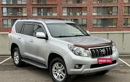 Toyota Land Cruiser Prado 150 рестайлинг 2, 2010 год, 1 900 000 рублей, 4 фотография
