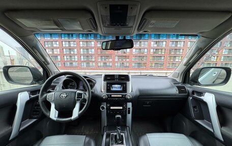 Toyota Land Cruiser Prado 150 рестайлинг 2, 2010 год, 1 900 000 рублей, 10 фотография