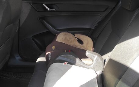 Skoda Rapid I, 2014 год, 700 000 рублей, 2 фотография