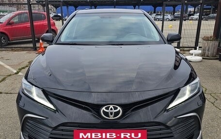 Toyota Camry, 2021 год, 2 450 000 рублей, 5 фотография