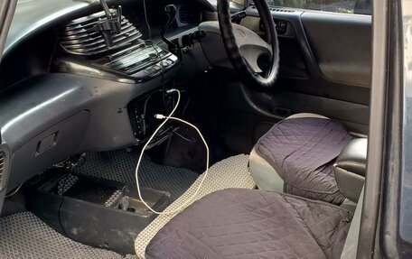 Toyota Estima III рестайлинг -2, 1992 год, 300 000 рублей, 9 фотография