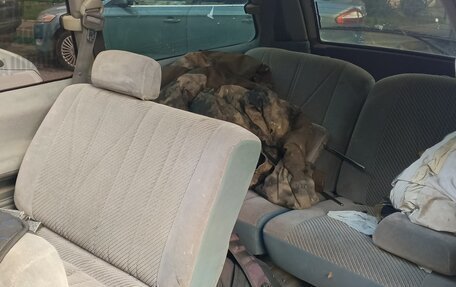 Toyota Estima III рестайлинг -2, 1992 год, 300 000 рублей, 10 фотография