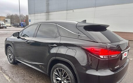 Lexus RX IV рестайлинг, 2019 год, 5 700 000 рублей, 6 фотография