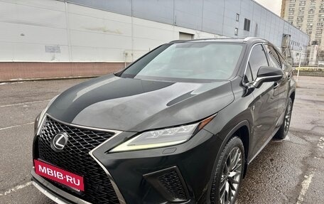 Lexus RX IV рестайлинг, 2019 год, 5 700 000 рублей, 4 фотография