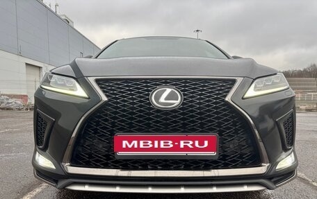 Lexus RX IV рестайлинг, 2019 год, 5 700 000 рублей, 3 фотография