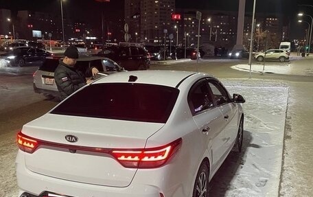 KIA Rio IV, 2021 год, 1 800 000 рублей, 5 фотография