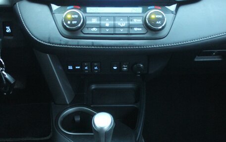 Toyota RAV4, 2017 год, 2 599 990 рублей, 17 фотография