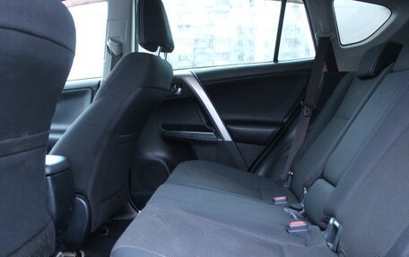 Toyota RAV4, 2017 год, 2 599 990 рублей, 23 фотография