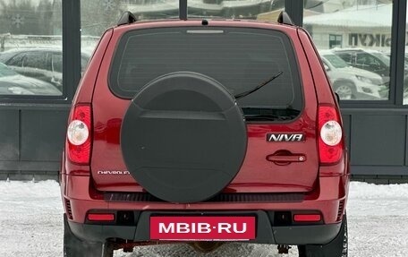 Chevrolet Niva I рестайлинг, 2015 год, 699 000 рублей, 6 фотография