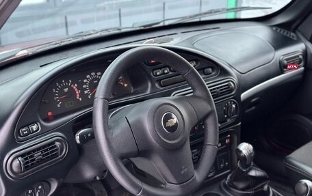 Chevrolet Niva I рестайлинг, 2015 год, 699 000 рублей, 9 фотография