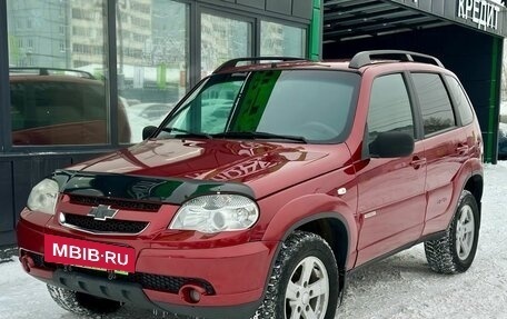 Chevrolet Niva I рестайлинг, 2015 год, 699 000 рублей, 7 фотография